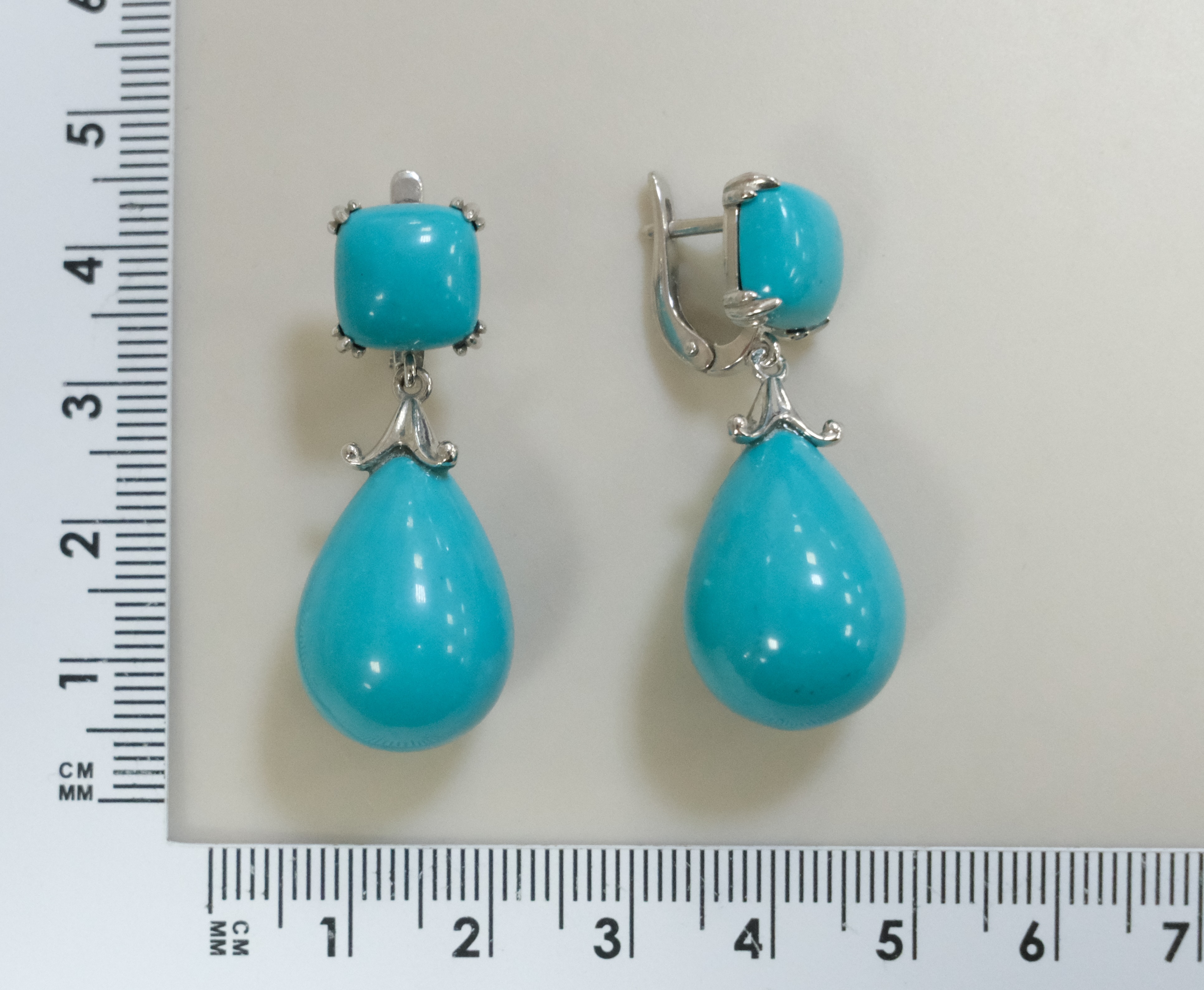 Серебряные серьги с бирюзой